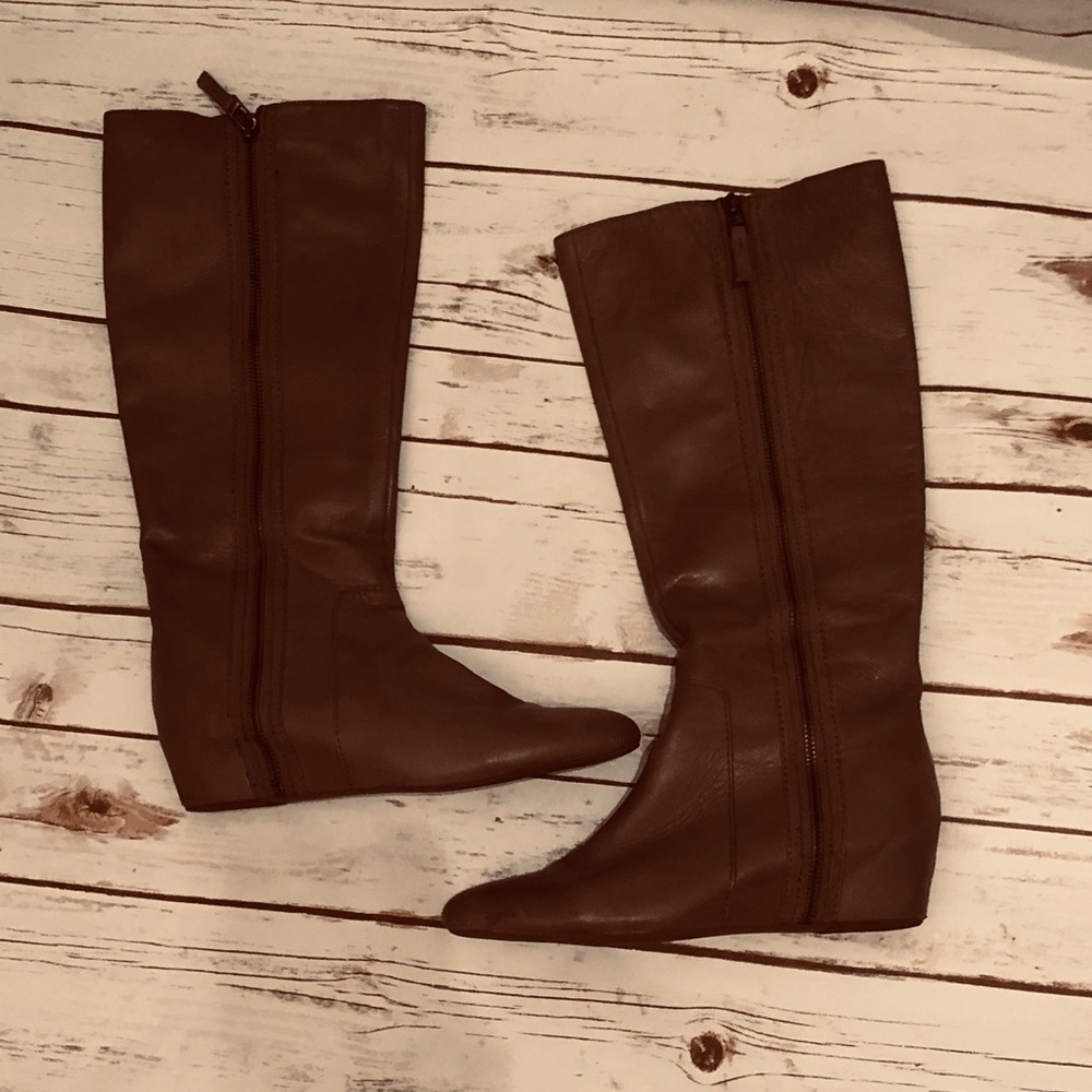 Nine West taupe wedge boot